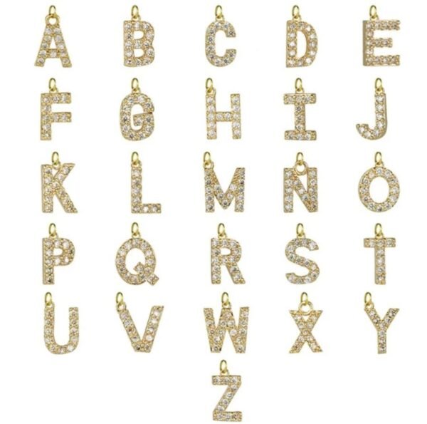 Pulsera negra o blanca para mujer con corazon e iniciales