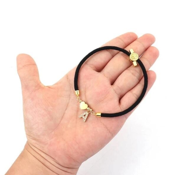 Pulsera negra o blanca para mujer con corazon e iniciales